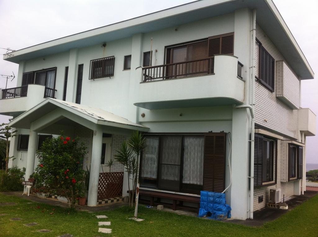 Hoshizuna Beachfront Coral Garden Bed & Breakfast Iriomote Island Exterior photo